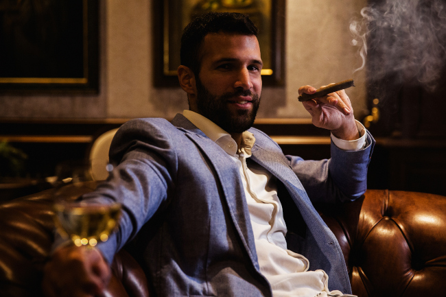 Cigar Smoking, Winston-Salem, NC | Top Leaf Cigar Lounge